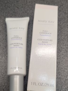 Mary Kay Full-Coverage Foundation - Ivory 202 Discontinued
